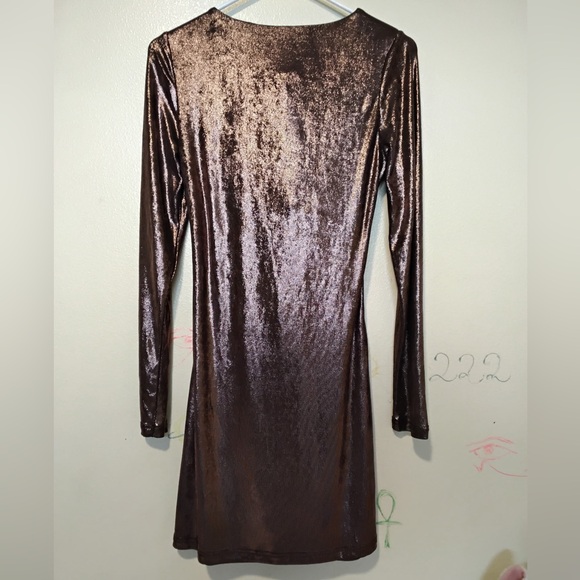 Pretty Garbage Metallic Top - Picture 2 of 5